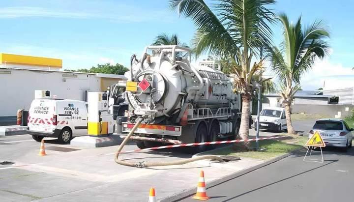 Vidange de fosses et curage de canalisations